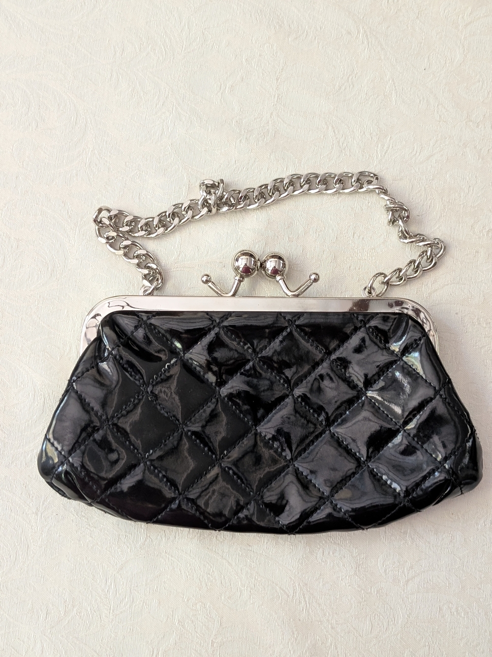Candie's Black Patent Quilted Clutch Kiss Lock Silver Chain Shoulder Strap